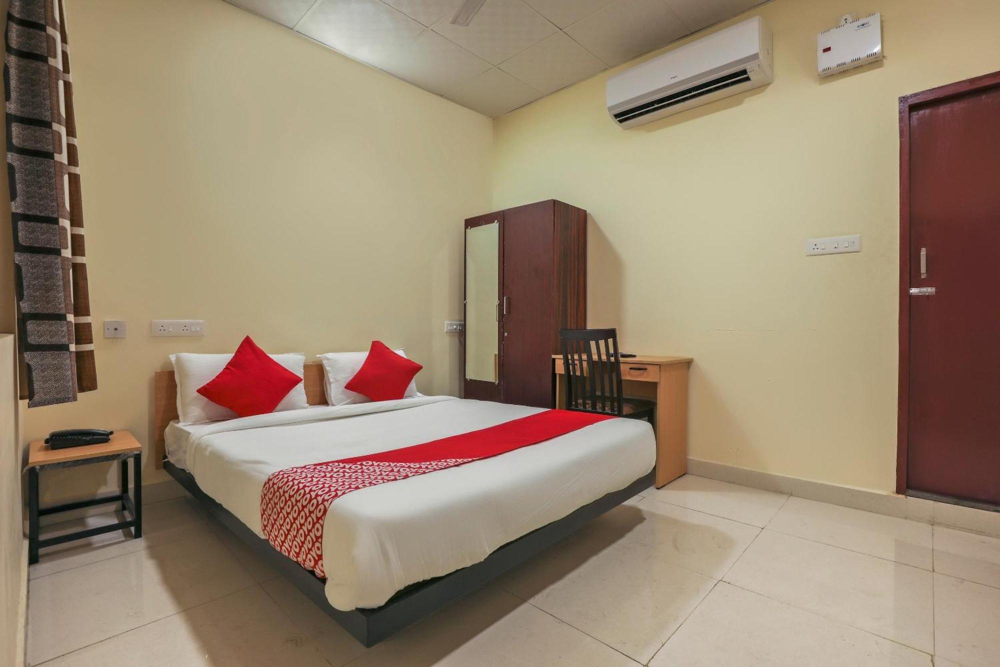 Hotel O Om Sakthi Hotel Pondicherry Exterior foto